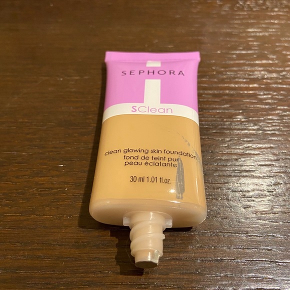 🆕 Sephora Collection Clean Glowing Foundation 19 - Picture 3 of 4